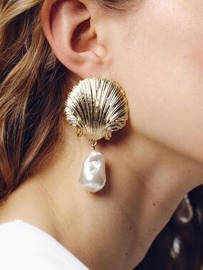 Gold Seashell & Baroque Pearl Statement Drop Earrings